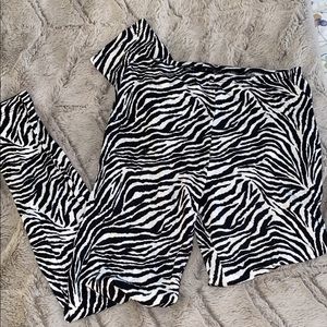 Zebra print leggings